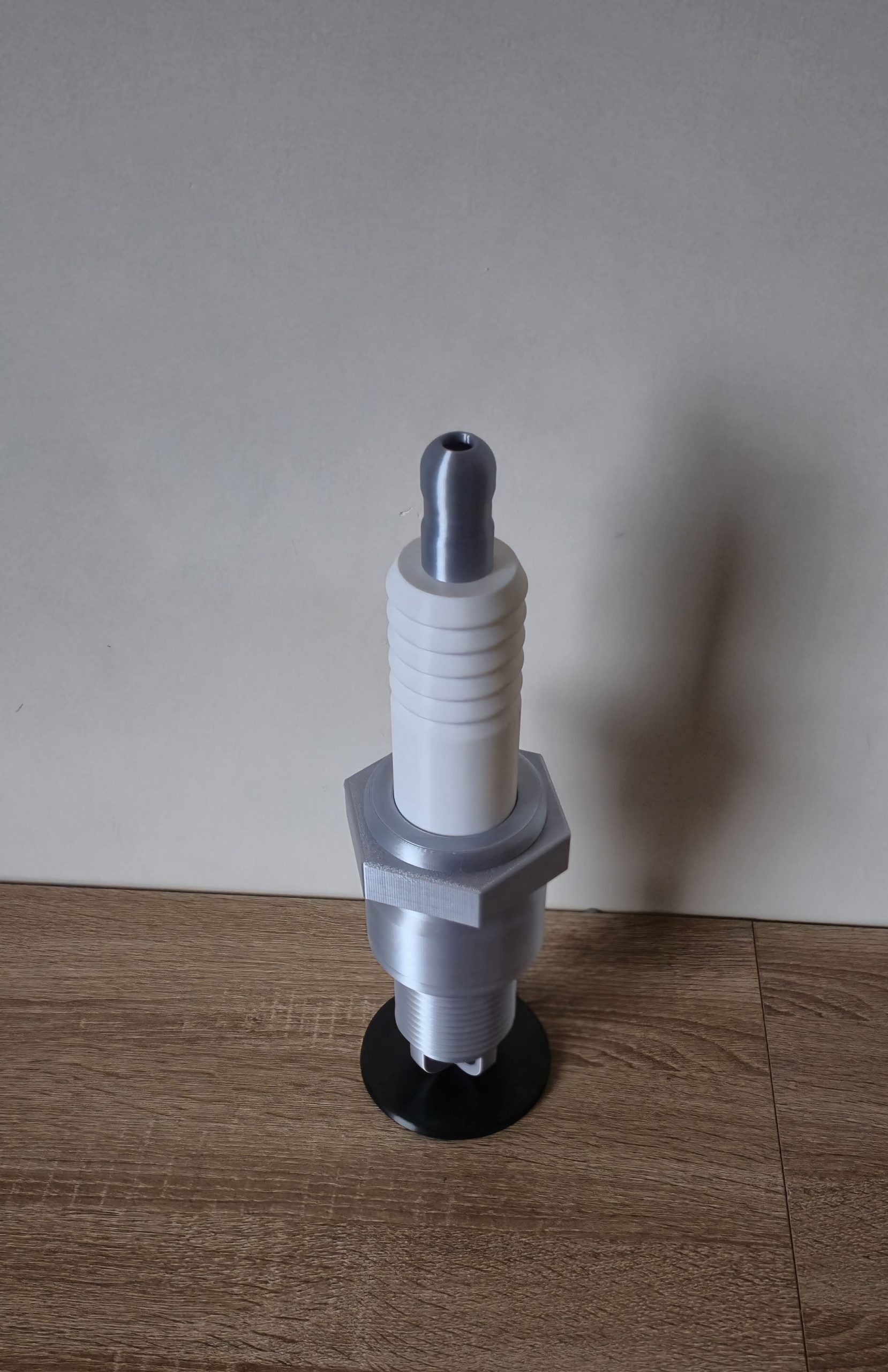 Spark Plug Style Desktop Automotive Lamp Perfect for Mechanics - Image 6