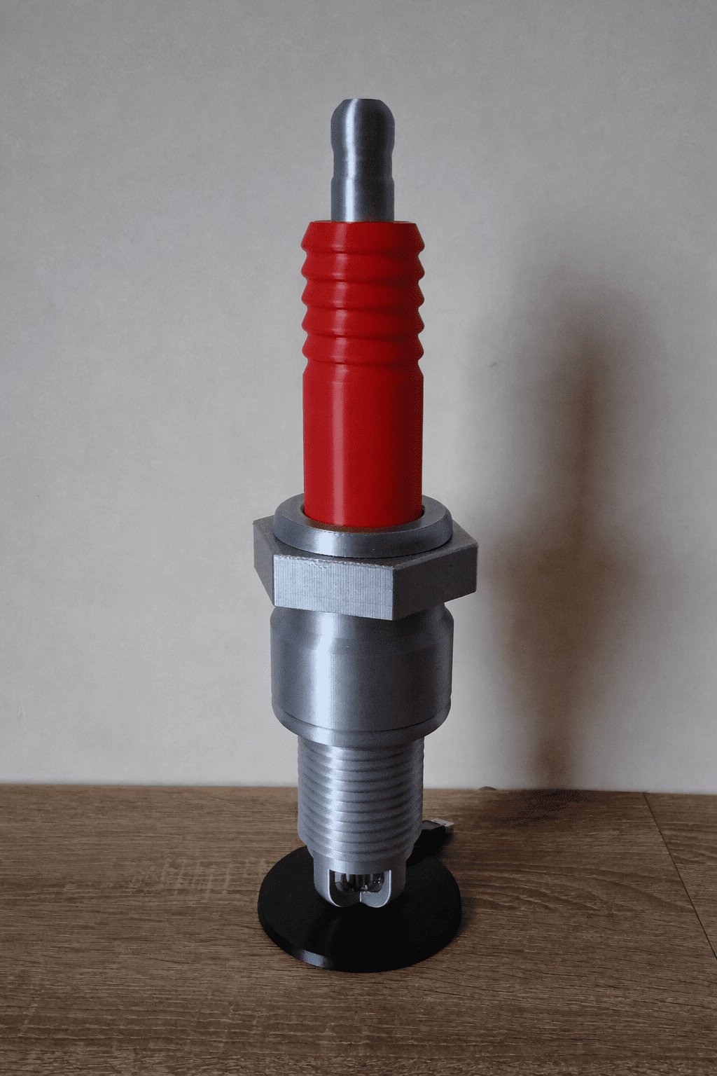 Spark Plug Style Desktop Automotive Lamp Perfect for Mechanics - Image 5